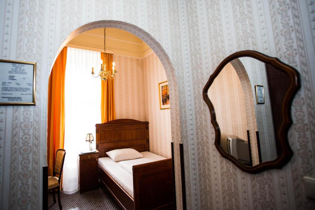 Hotel Atlanta Viena Quarto foto